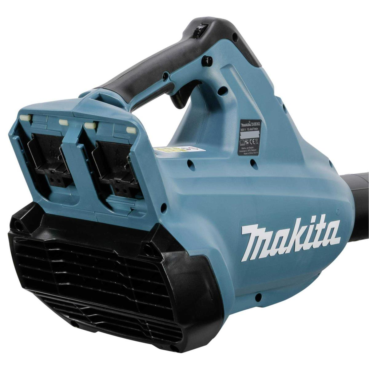 Un soplador de hojas verde azulado y negro con el logotipo de Makita.