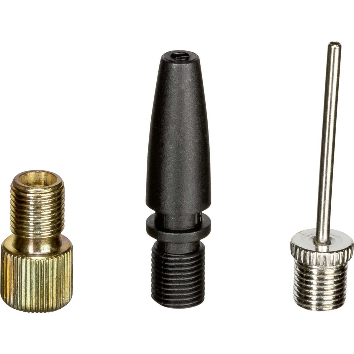 Trzy dysze do pompowania: złota, czarna i srebrna. Dysze są na białym tle.