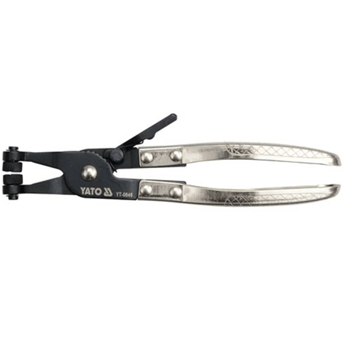 Ein YATO YT-0646 Werkzeug. Es ist ein schwarz-silbernes Werkzeug. Es wird zum Entfernen und Installieren von Clips verwendet.