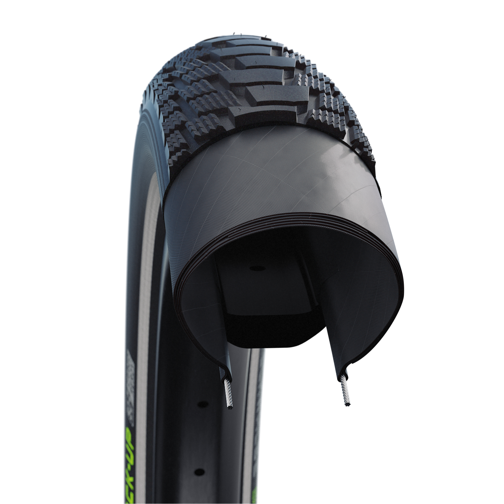 Zbliżenie opony rowerowej, czarnej z teksturowaną powierzchnią, na białym tle.