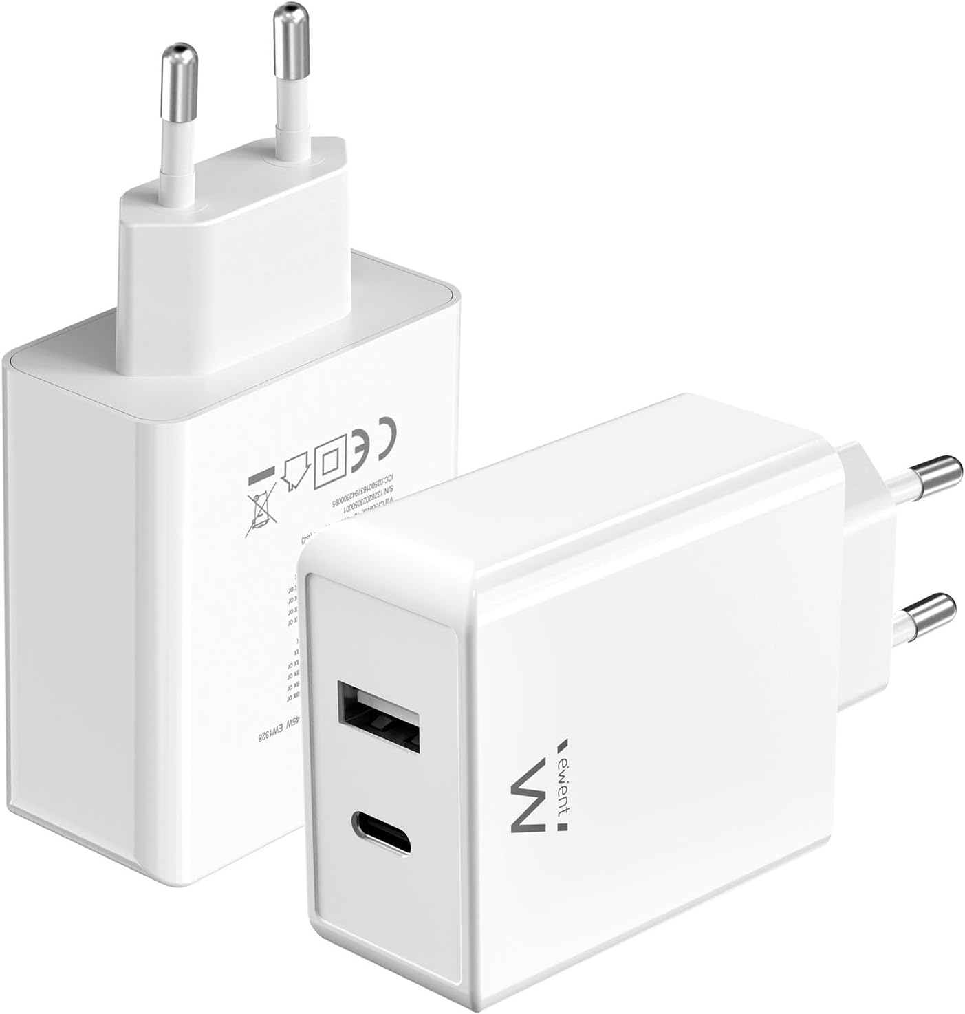 Due caricabatterie USB bianchi con porta USB. Uno ha due spine per la presa. Entrambi hanno il marchio.