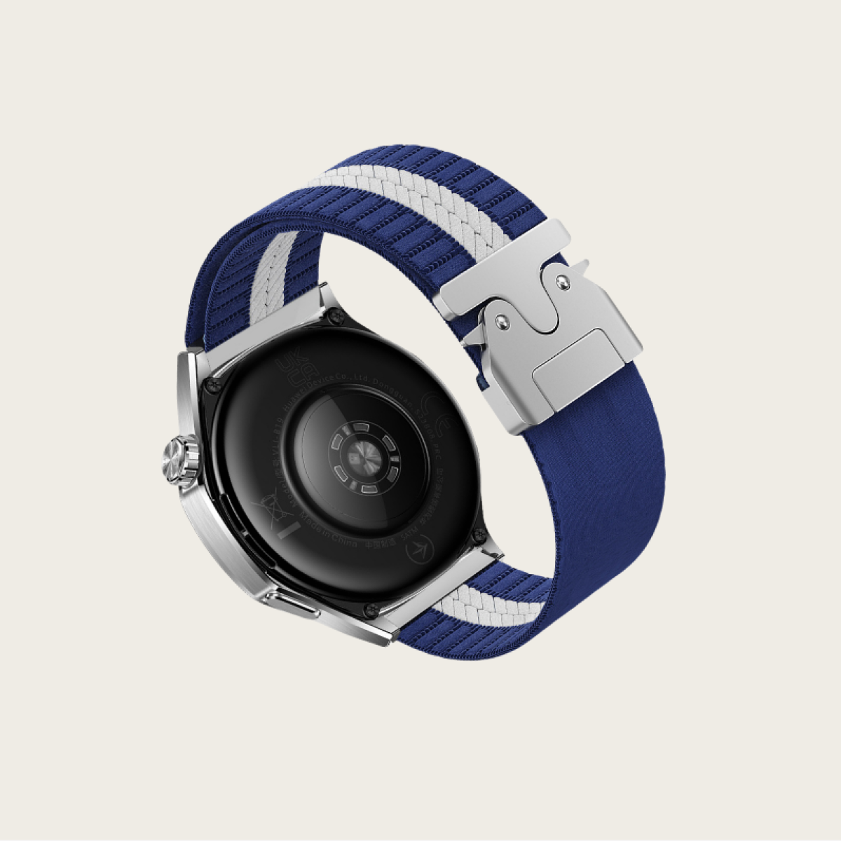 Retro smartwatch, cassa in acciaio inossidabile, cinturino a righe blu e bianco, fibbia visibile.