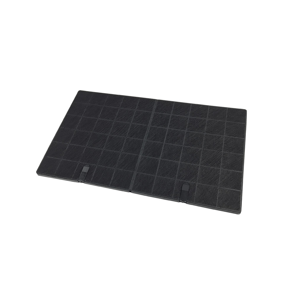 Filtro quadrato nero, piegato a metà, su sfondo bianco. Il filtro ha piccole aperture quadrate.