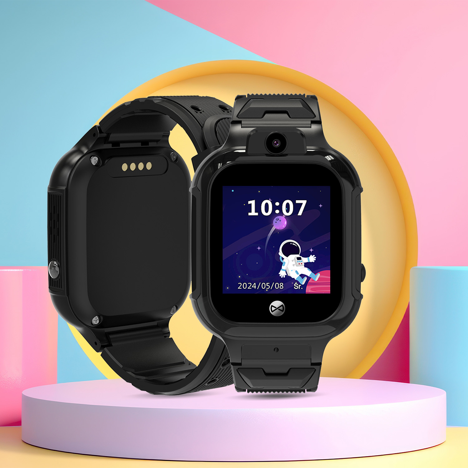 Czarny smartwatch dla dzieci. Dwa zegarki, jeden otwarty, drugi pokazujący czas. Różowe i niebieskie tło.