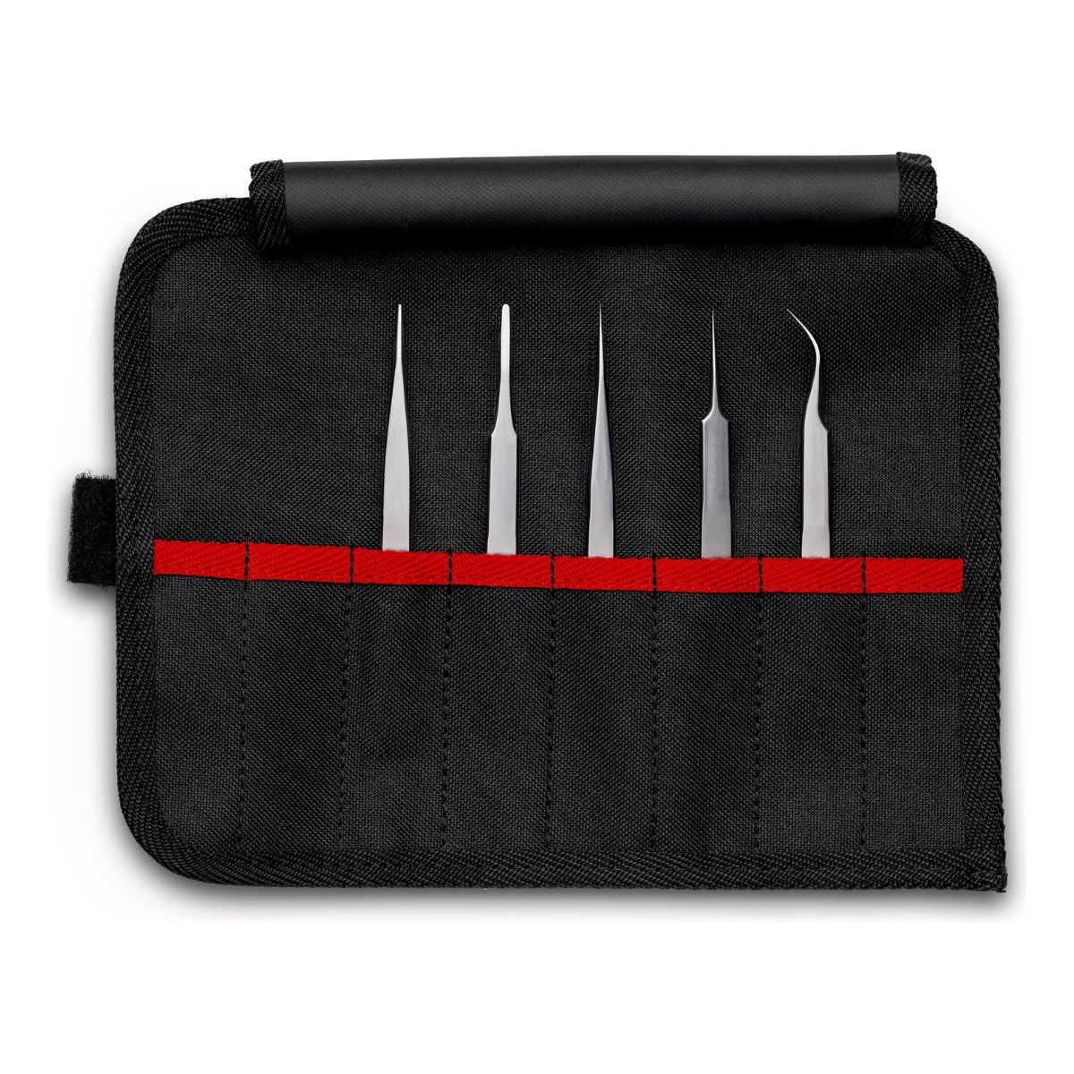 Un kit de herramientas con un juego de púas. Las púas son plateadas y están en un estuche negro con una franja roja.