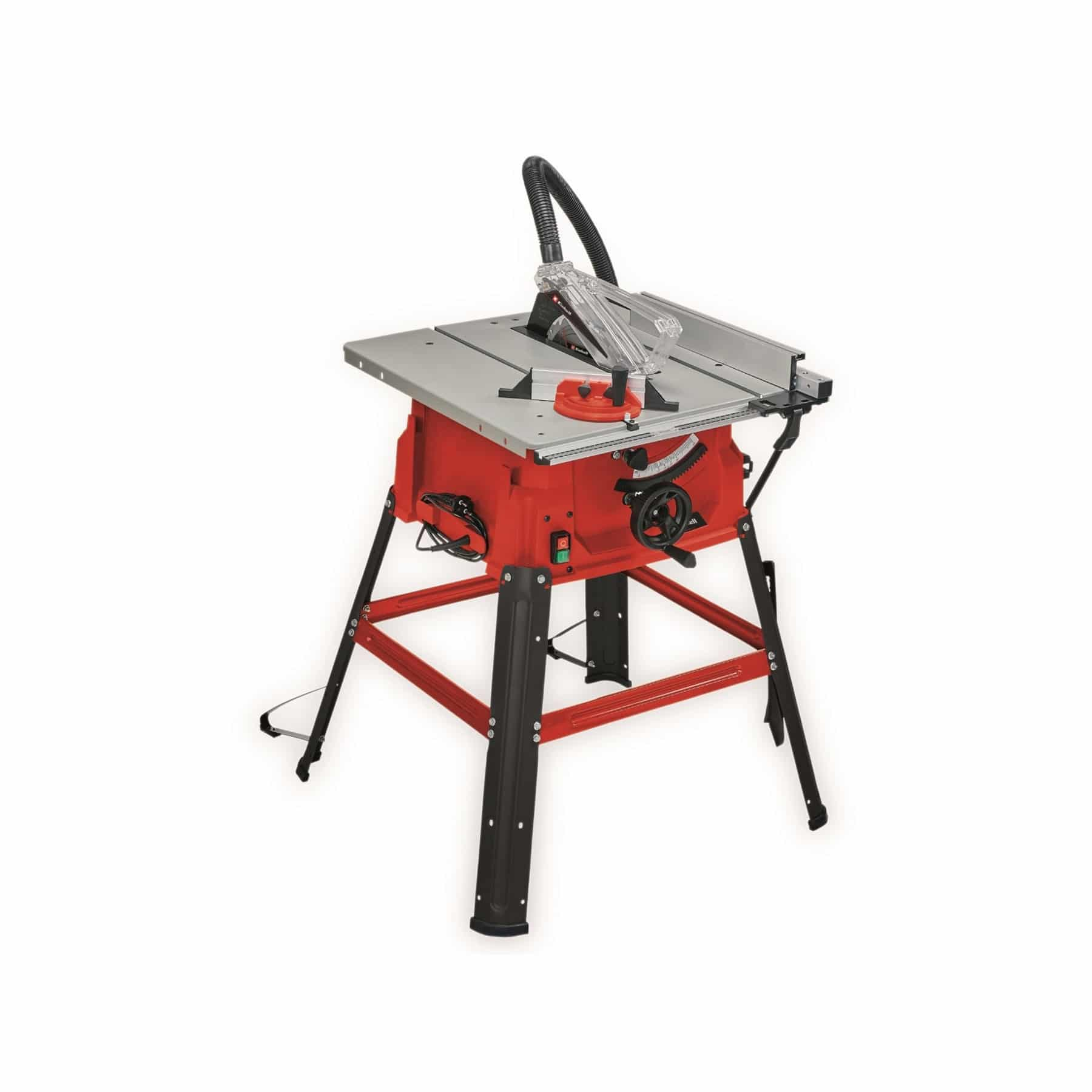 Czerwona piła stołowa na białym tle. Ma ostrze i przezroczystą osłonę bezpieczeństwa.