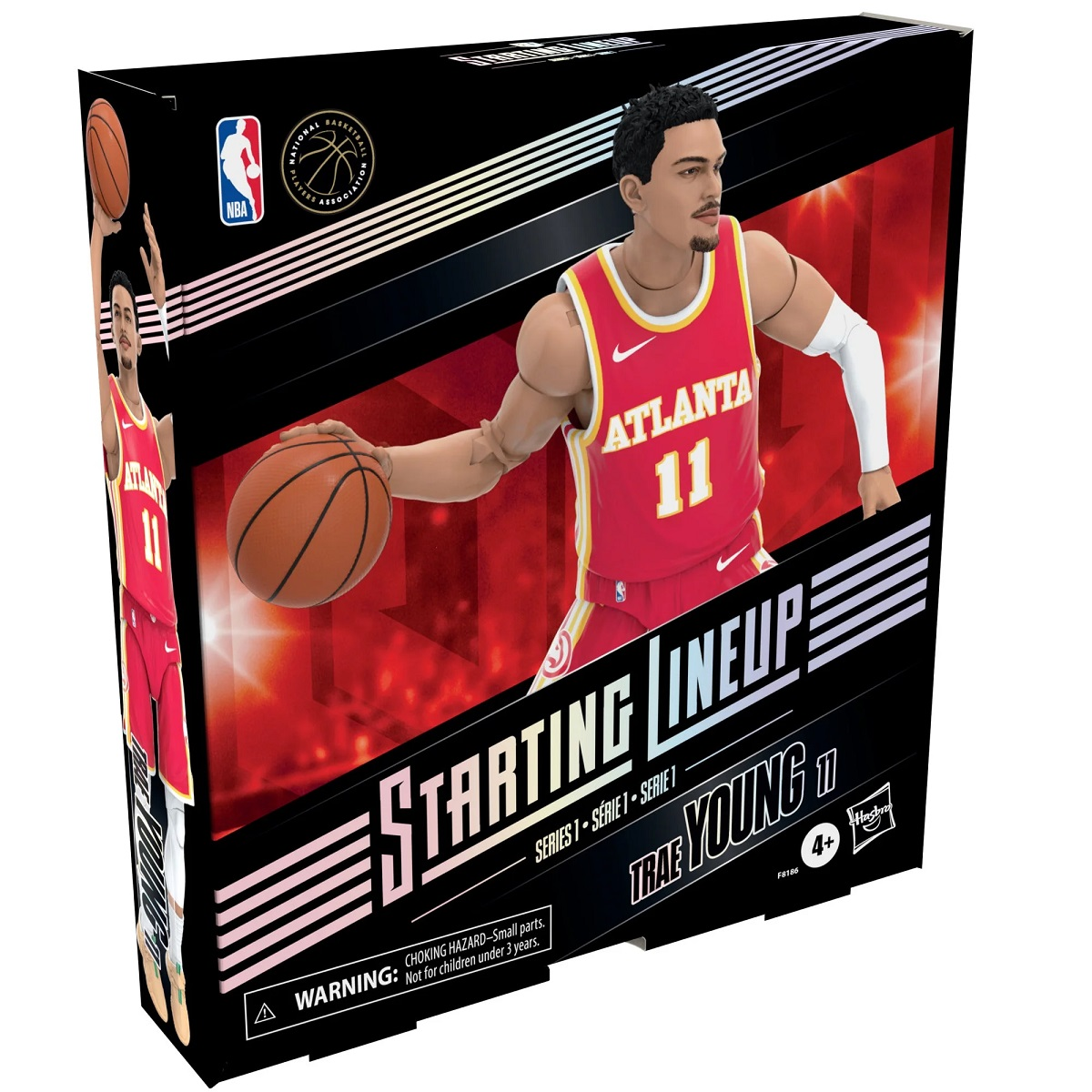Basketballspieler-Actionfigur in einer Box. Weißer Hintergrund.