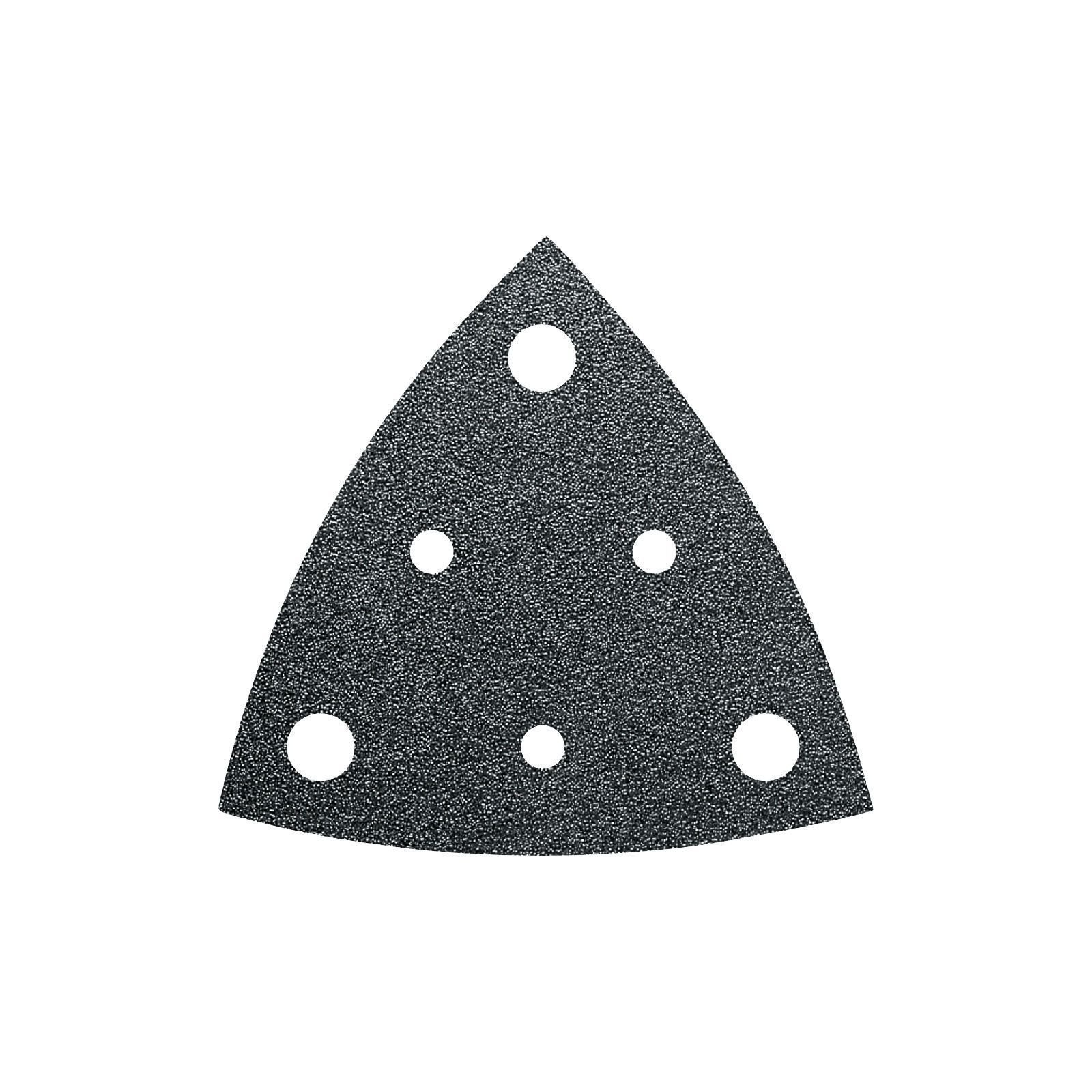Un foglio di levigatura triangolare con fori circolari. Grigio scuro con trama granulare.