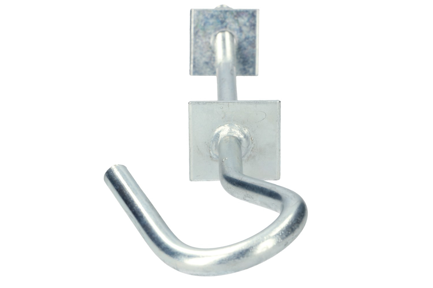 Metallhakenbolzen. Haken und quadratische Platte im Vordergrund. Weißer Hintergrund.