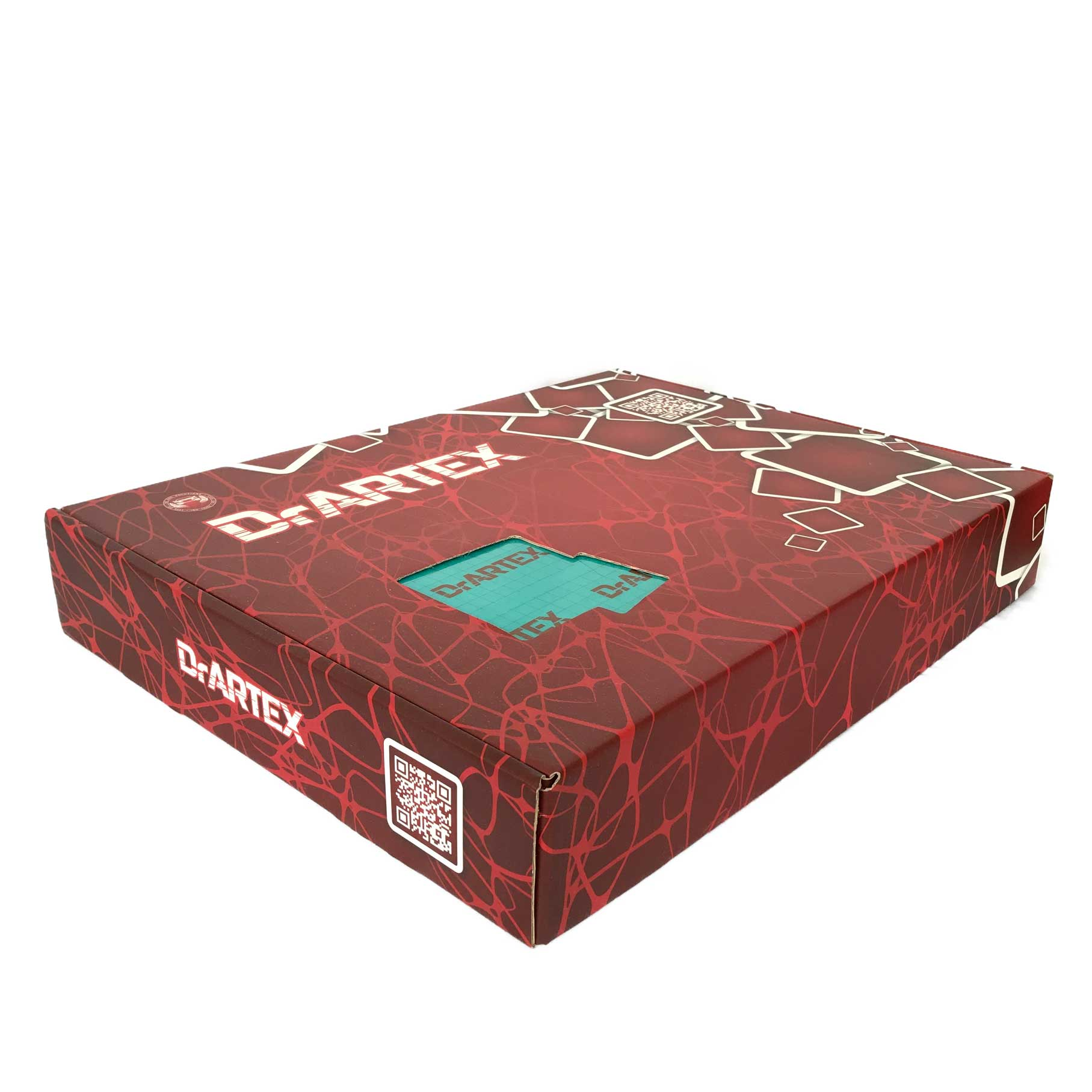 Eine geschlossene rote Box mit Design. Die Box trägt den Markennamen D-ARTEX.
