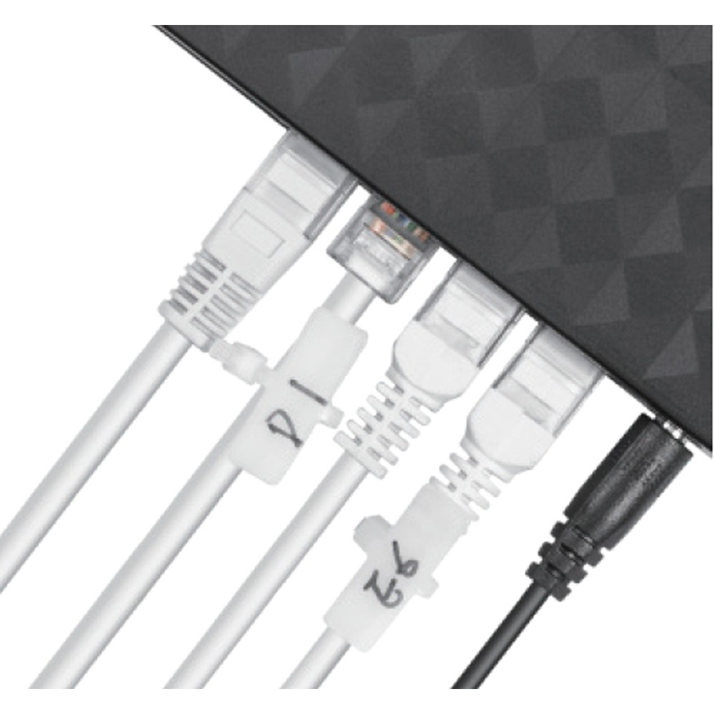 Kabel mit weißen Kabelbindern an einem schwarzen Gerät angeschlossen.