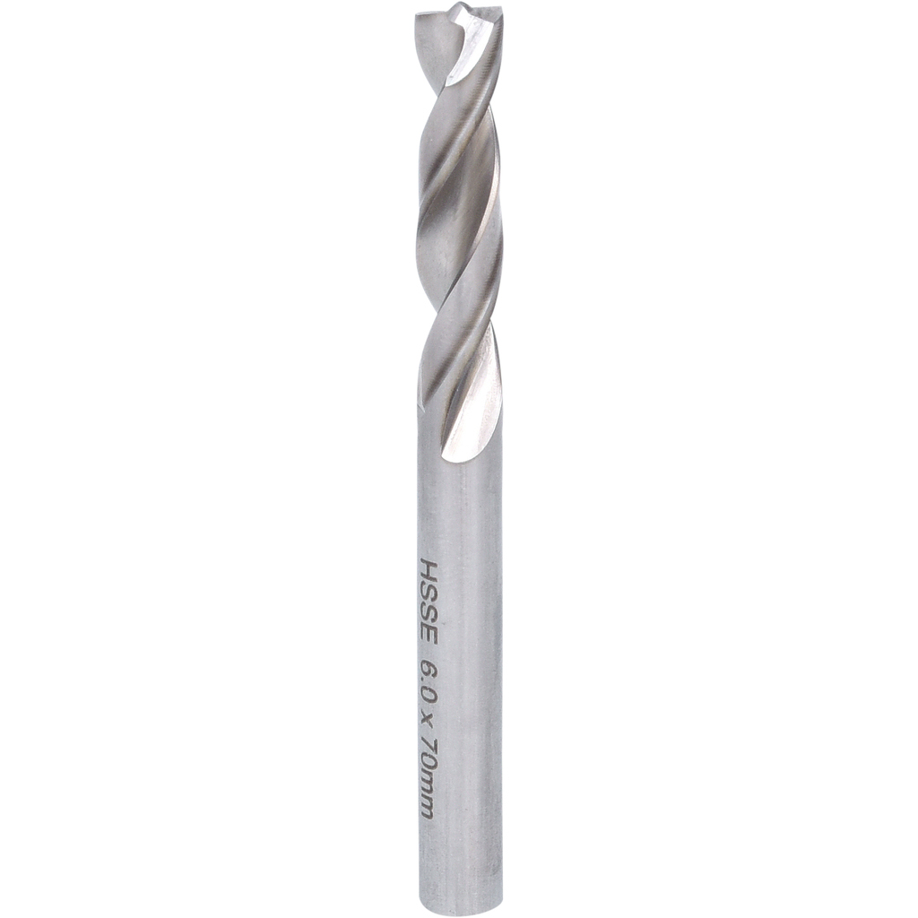 Una punta da trapano a forma di spirale. Ha marcature HSSE 6.0 x 70mm.