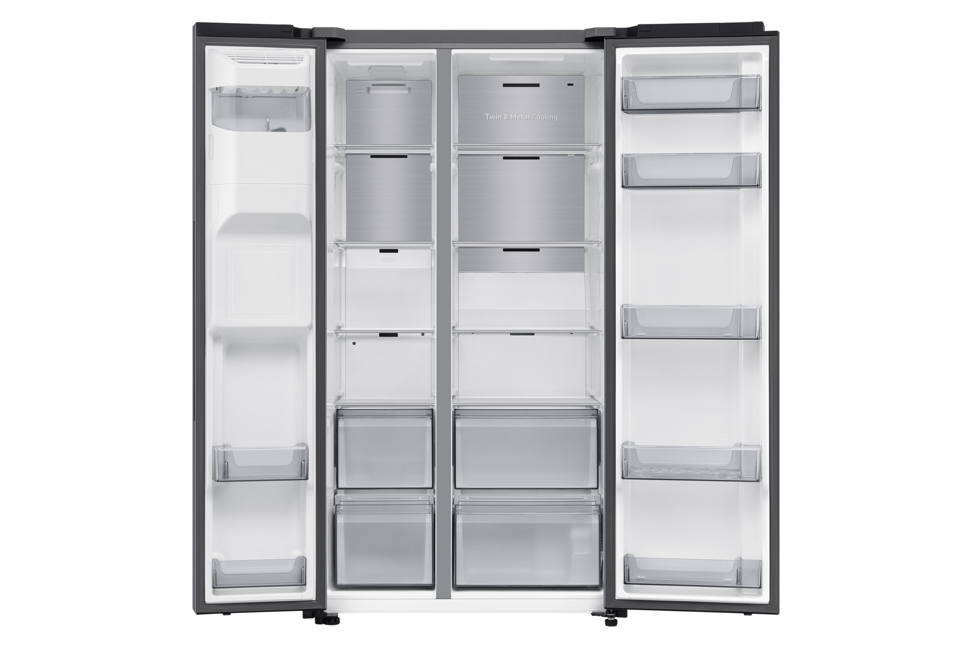 Ein geöffneter Kühlschrank mit mehreren Regalen, Schubladen und Behältern. Dunkelgrauer Außenbereich.