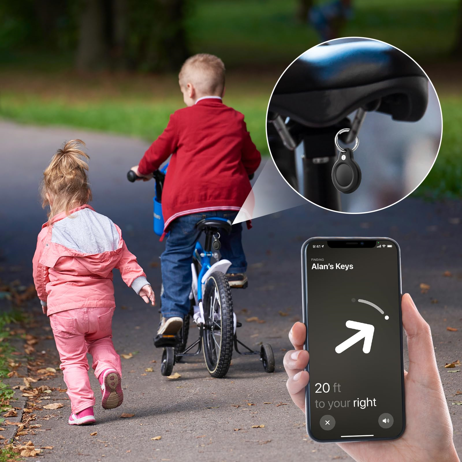 Zwei Kinder auf einem Fahrrad mit einem Tracker-Tag, während ein Telefon den Standort anzeigt.