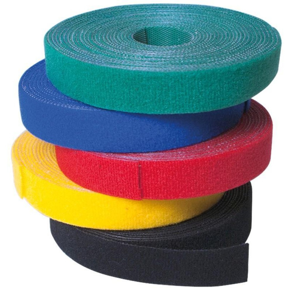 Una pila de correas de cable coloridas: verde, azul, rojo, amarillo y negro.