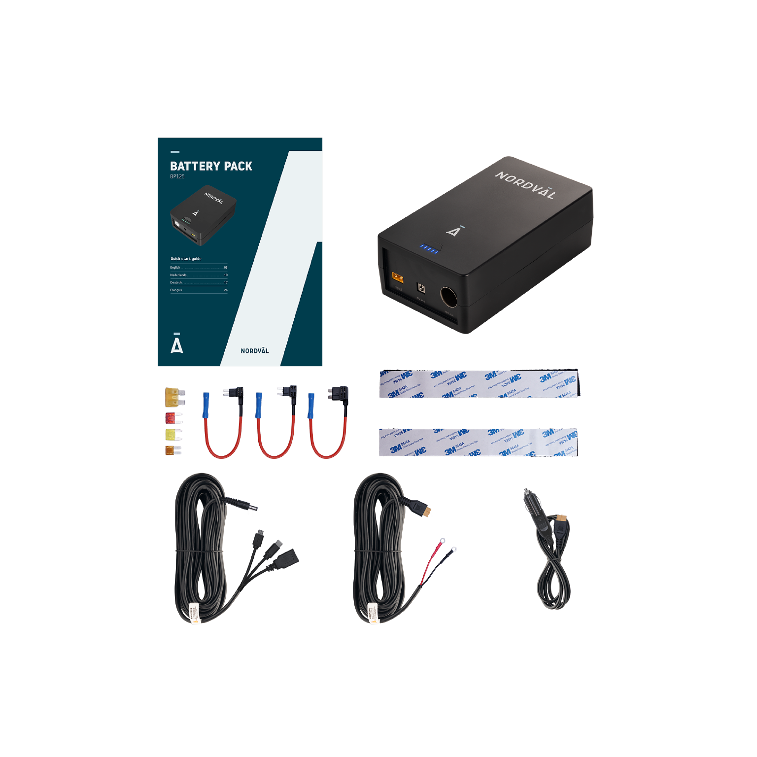 Batterie noire avec câbles, connecteurs de fusible et guide de démarrage rapide.