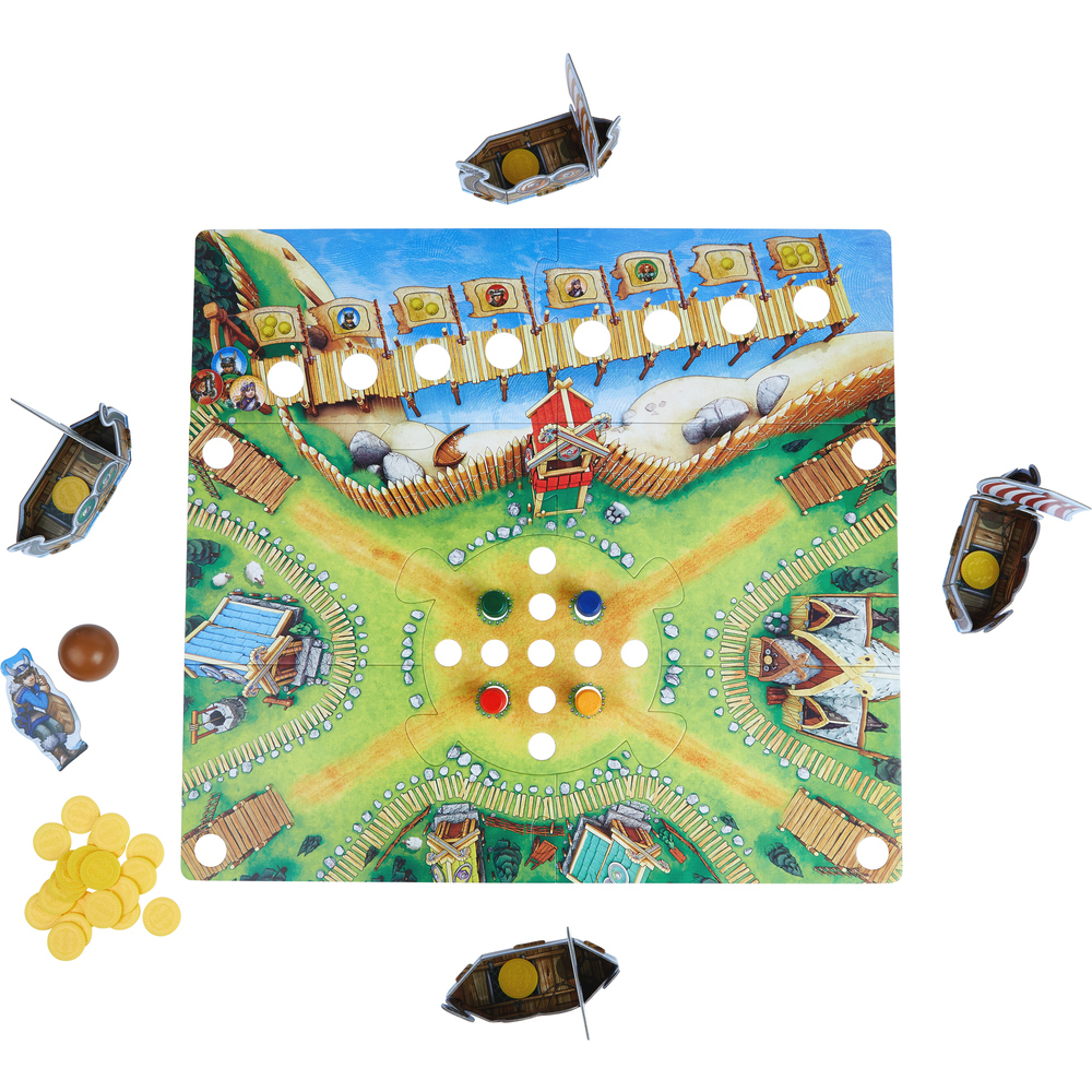 Ein Brettspiel mit einer grünen und beigen Spielfläche, umgeben von Booten, Münzen und Spielsteinen.