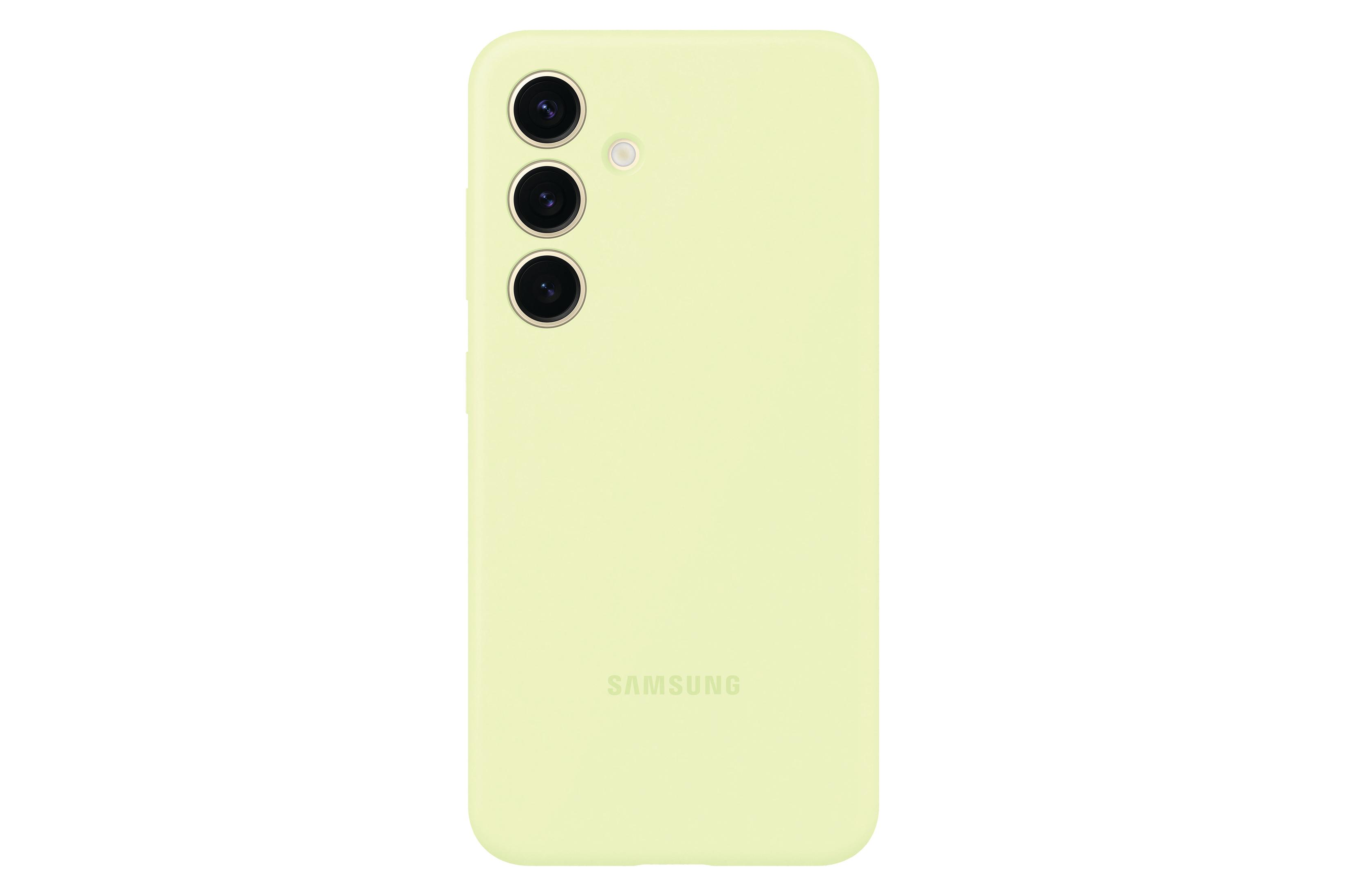 Een lichtgroene telefoonhoes met drie camera's aan de achterkant, op een witte achtergrond.