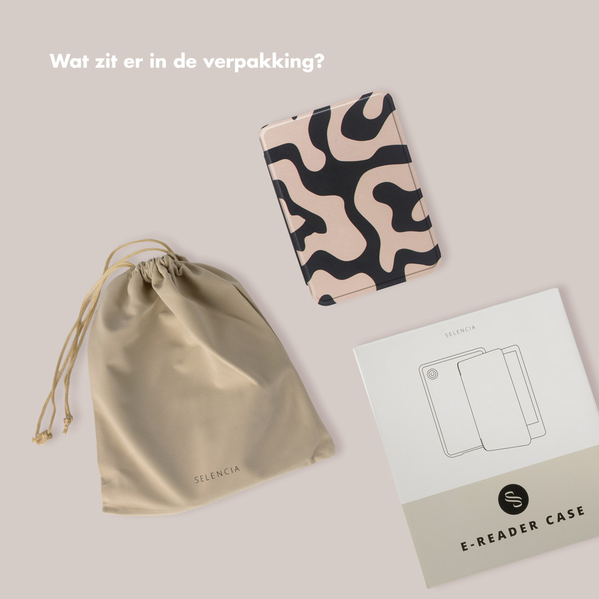 Étui de liseuse, pochette et boîte avec schémas, fond beige.