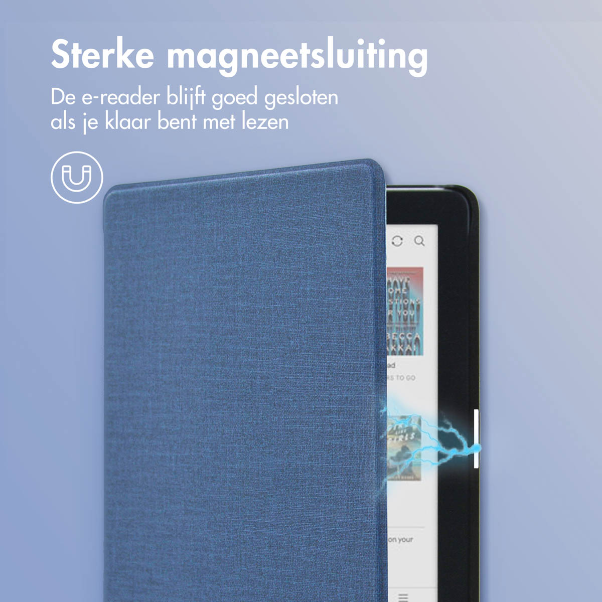 Een e-reader in een blauwe hoes, de hoes is gesloten. Het scherm is zichtbaar.