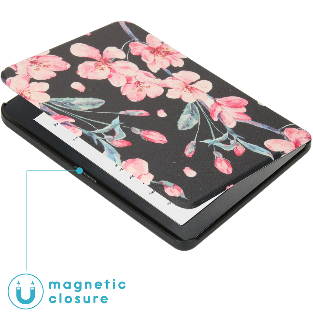 Zwarte e-reader case met bloemenpatroon, roze bloemen op zwarte achtergrond. Magnetische sluiting.