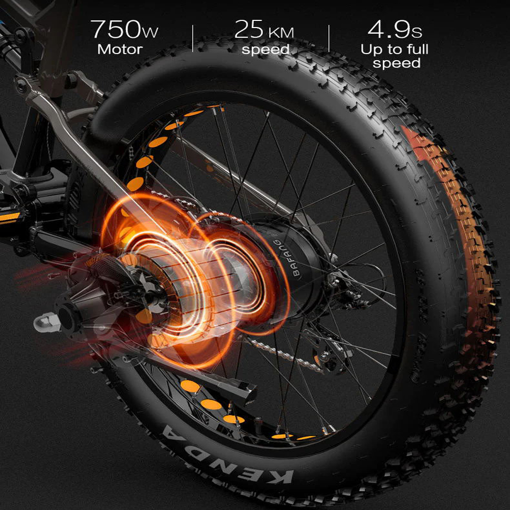 Rueda trasera de una e-bike de llanta ancha con detalles del motor e información de velocidad.