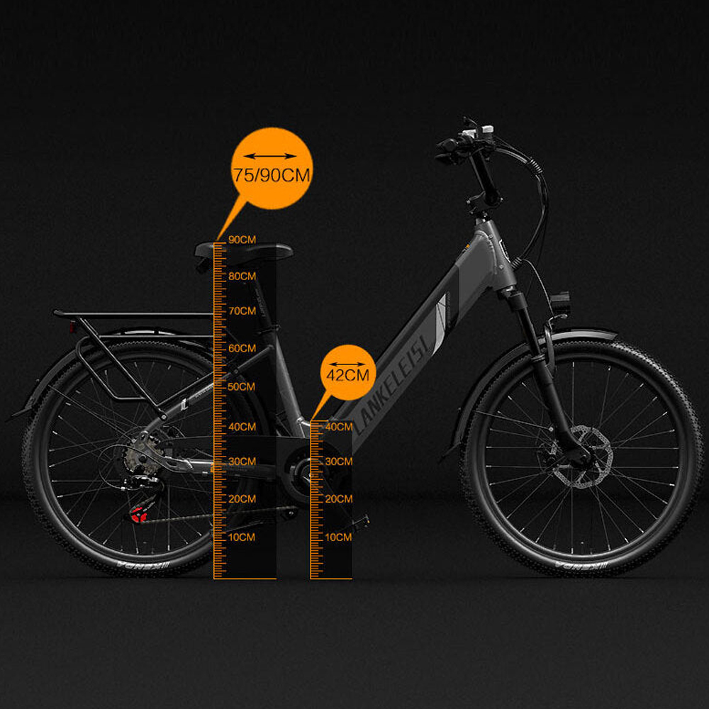 Una bicicleta eléctrica gris y negra con etiquetas de medición, que muestra las dimensiones de altura.