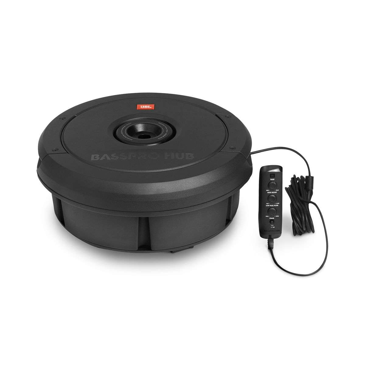 Subwoofer nero con telecomando, il subwoofer ha l'etichetta 'BASS PRO HUB'.