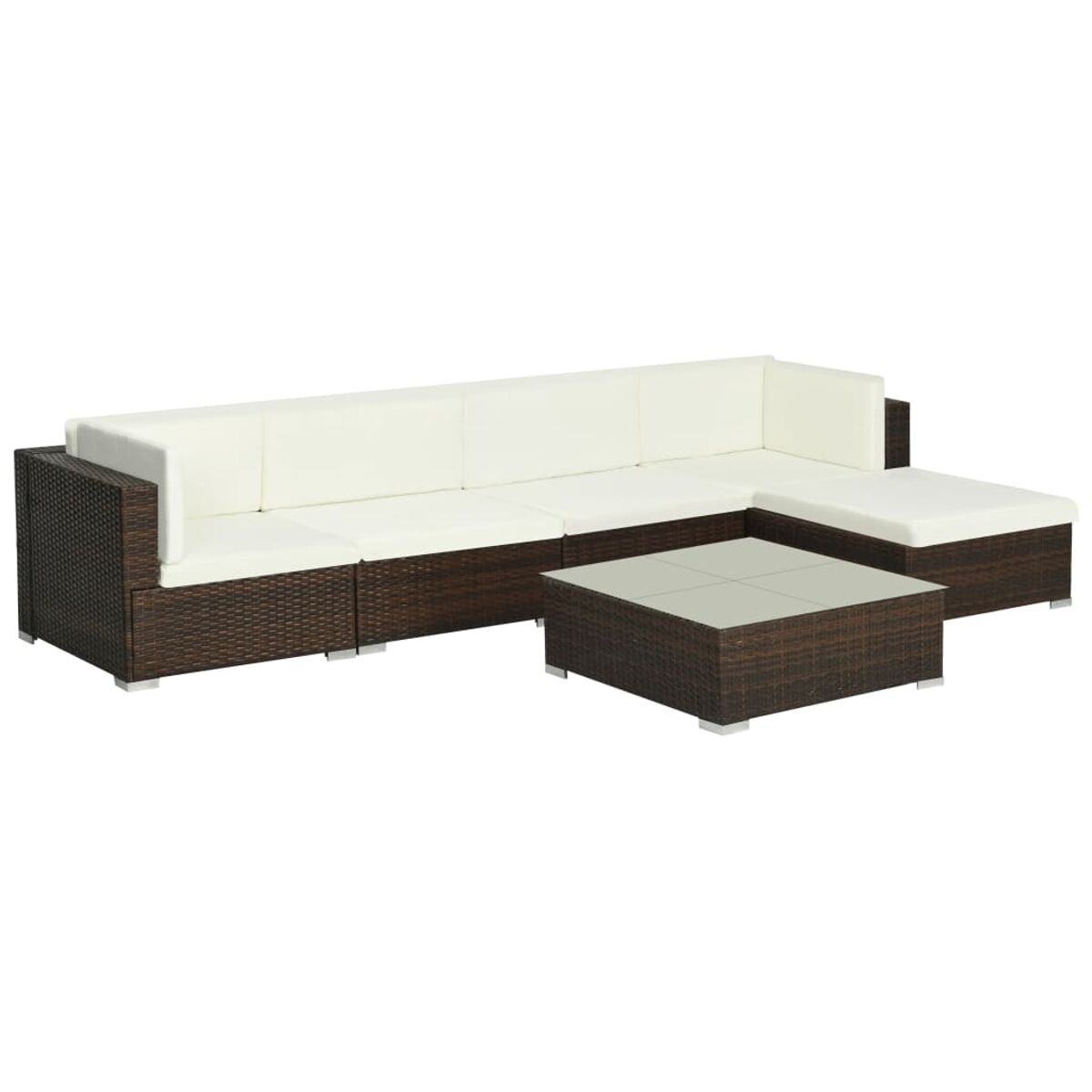 L-förmiges braunes Korbmöbelsofa und ein Couchtisch mit Glasplatte, weißer Hintergrund.
