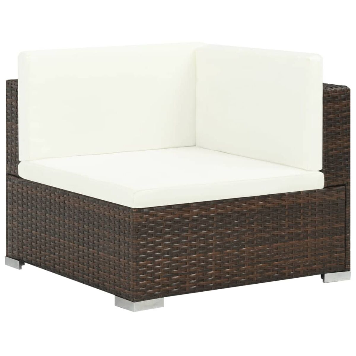 Ein braunes Rattan-Ecksofa mit weißen Kissen. Metallbeine.