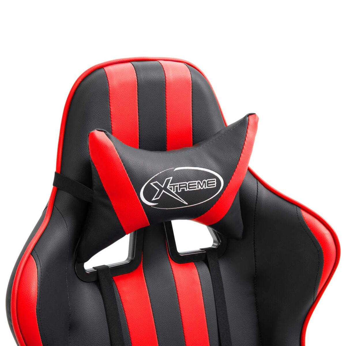 Poggiatesta di una sedia da gioco nera e rossa. Ha un logo ed è su sfondo bianco.