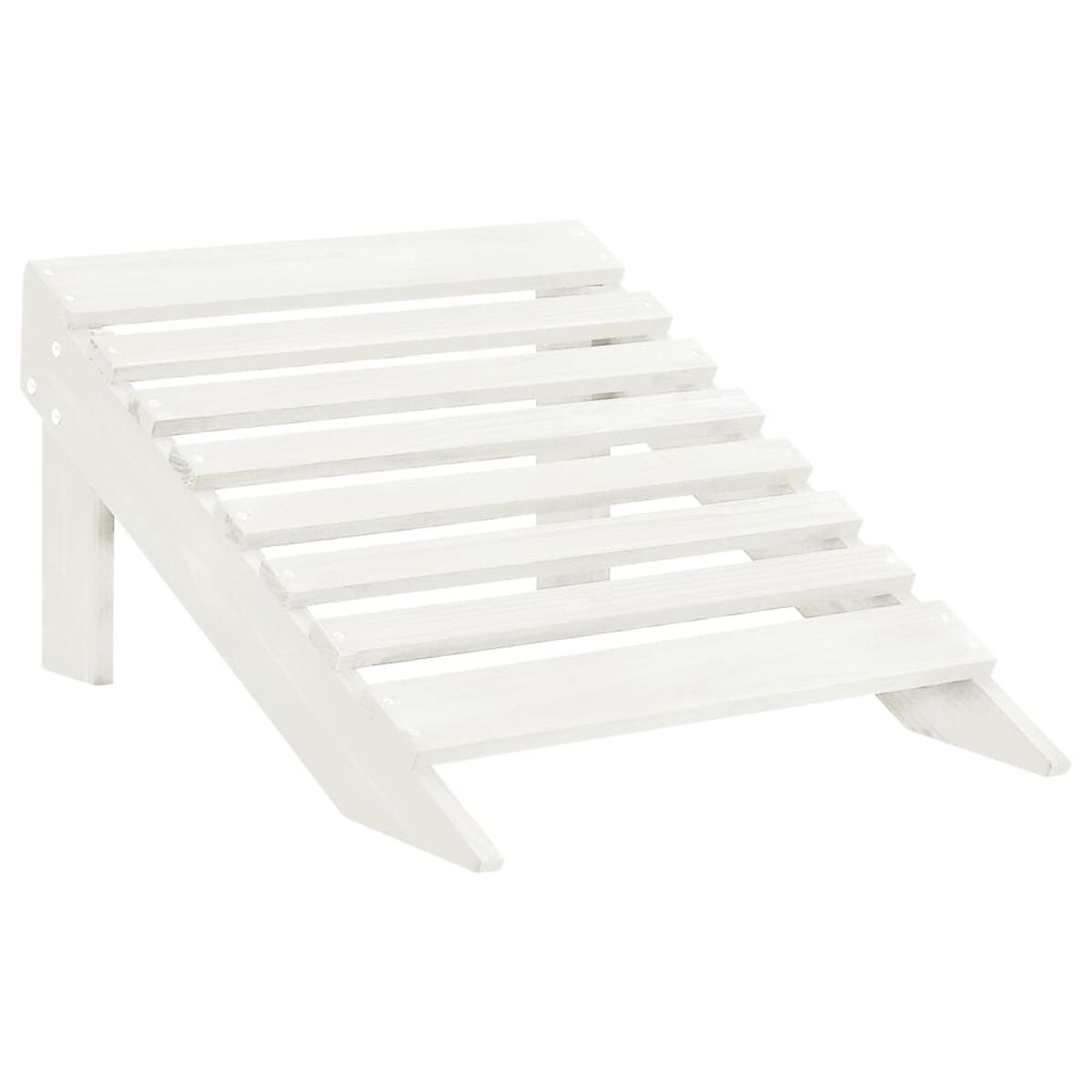 Weißer Holzfußhocker, abgeschrägtes Design. Lattenrost. Weißer Hintergrund.