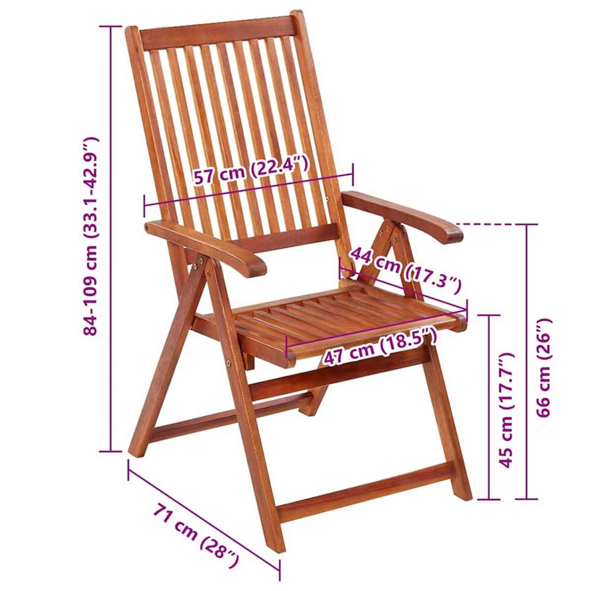 Klappstuhl aus Holz mit Maßen, auf weißem Hintergrund. Sitz und Rückenlehne aus Latten.