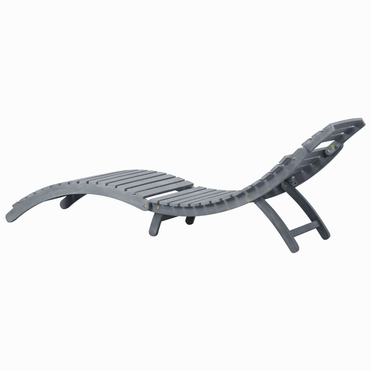 Eine graue Chaiselongue aus Holz mit geschwungenem Design. Sie befindet sich auf weißem Hintergrund.