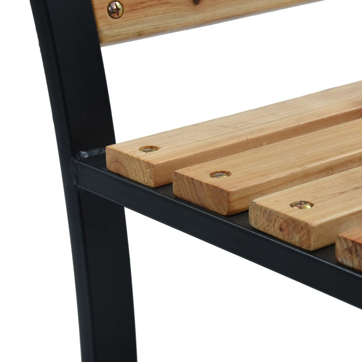 Nahaufnahme einer Holzbank mit schwarzem Metallrahmen und Holzlatten.