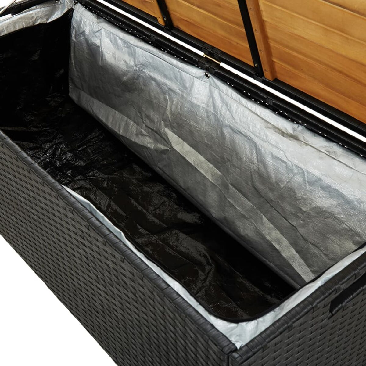 Schwarze gewebte Aufbewahrungsbox für den Außenbereich mit Holzdeckel und silbernem wasserdichten Futter.