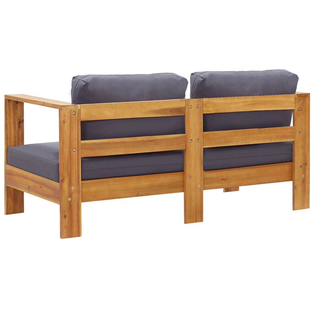 Ein hölzernes Zweisitzer-Sofa mit grauen Kissen. Es hat Arme auf beiden Seiten. Weißer Hintergrund.