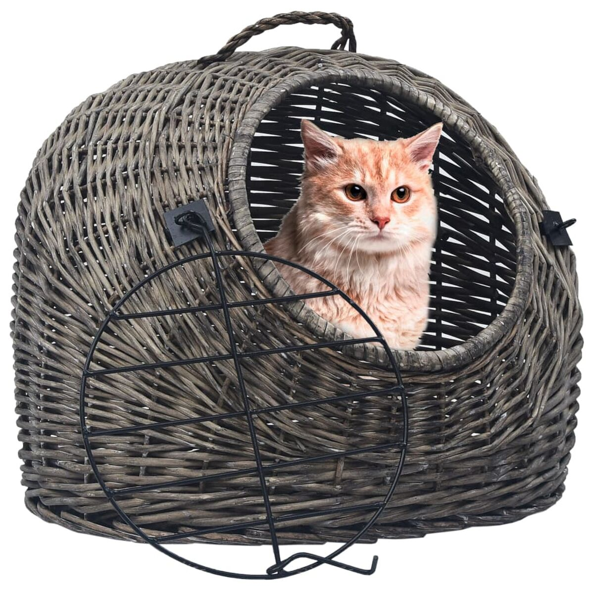 Eine Katze in einem Katzenbett aus Weide. Die Katze ist orange. Das Weidebett ist grau.