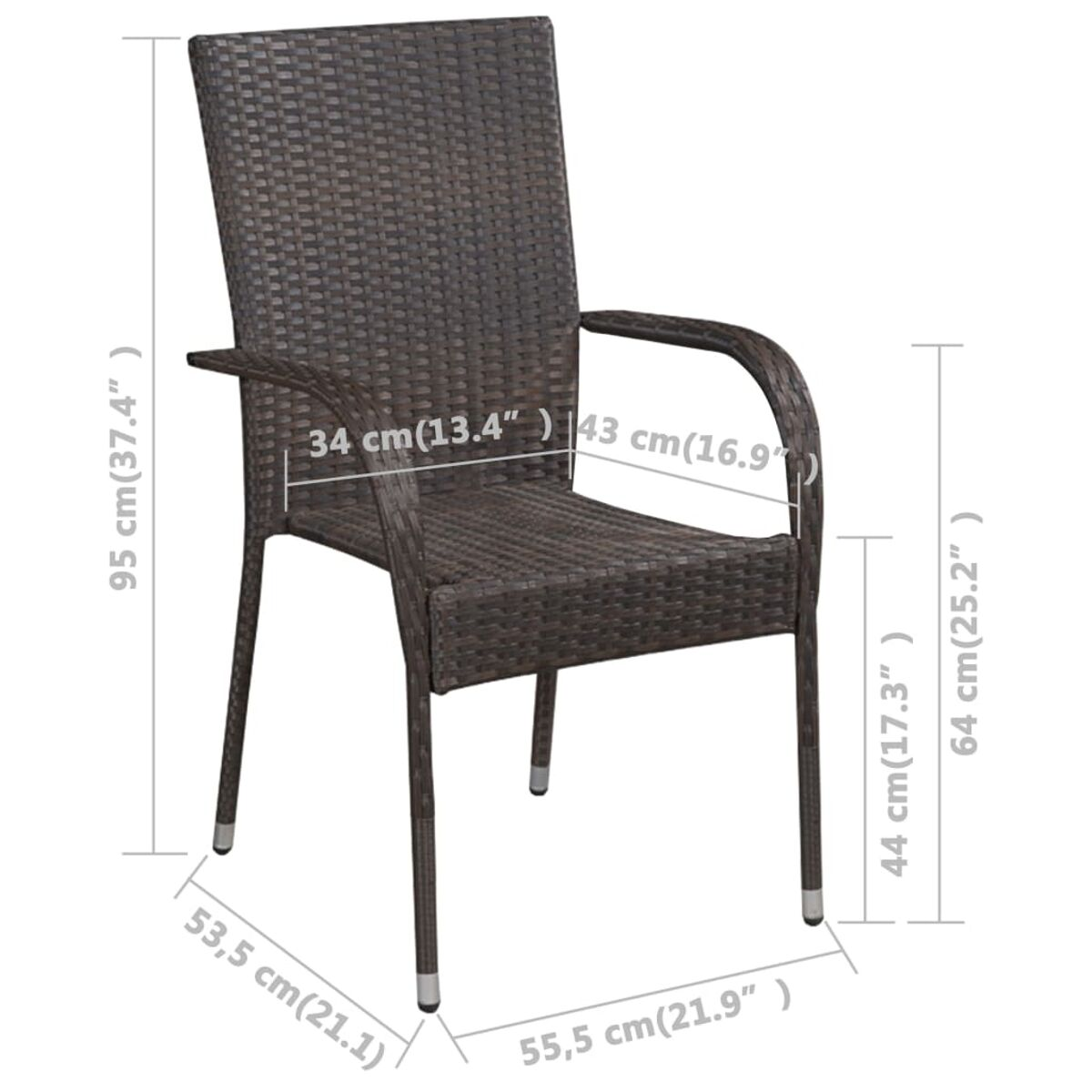 Geflochtener brauner Outdoor-Stuhl mit Maßen. Der Stuhl steht auf weißem Hintergrund.