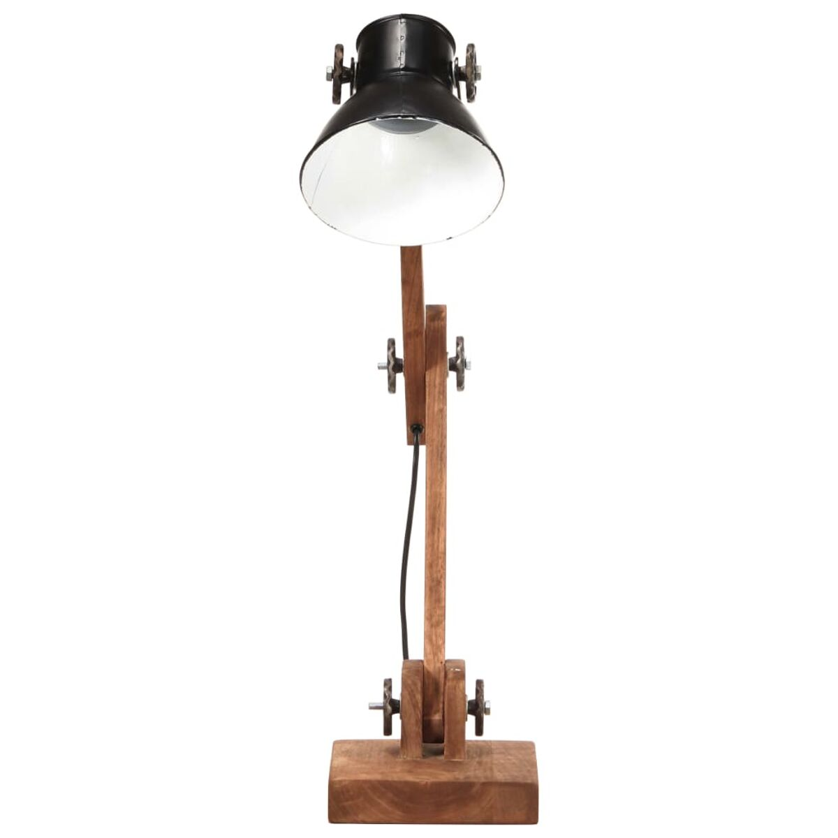 Eine hölzerne Lampe mit schwarzem Lampenschirm. Die Lampe hat einen Holzfuß und -schaft.
