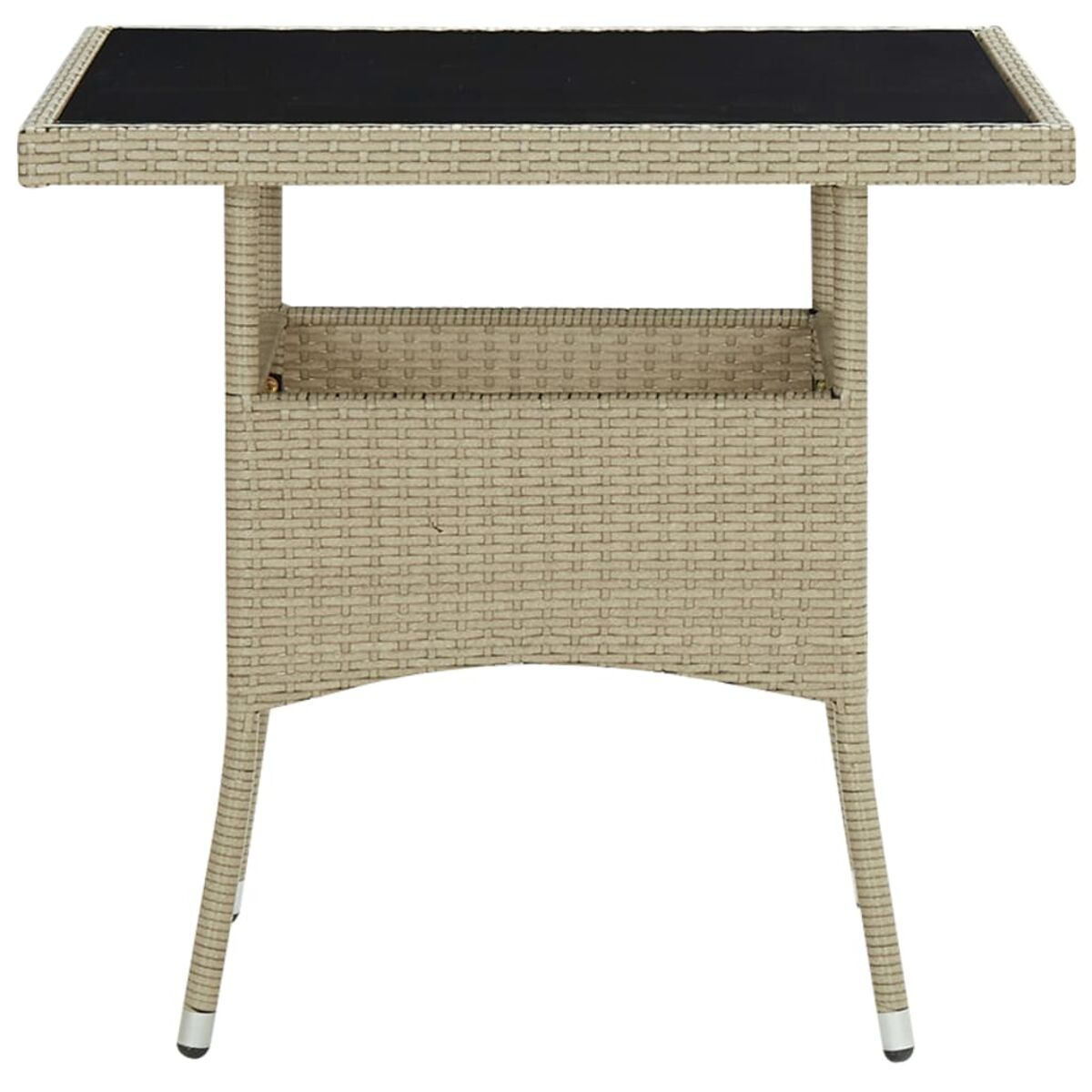 Ein beiger Tisch im Rattan-Stil mit schwarzer Glasplatte und unterem Regal wird gezeigt.