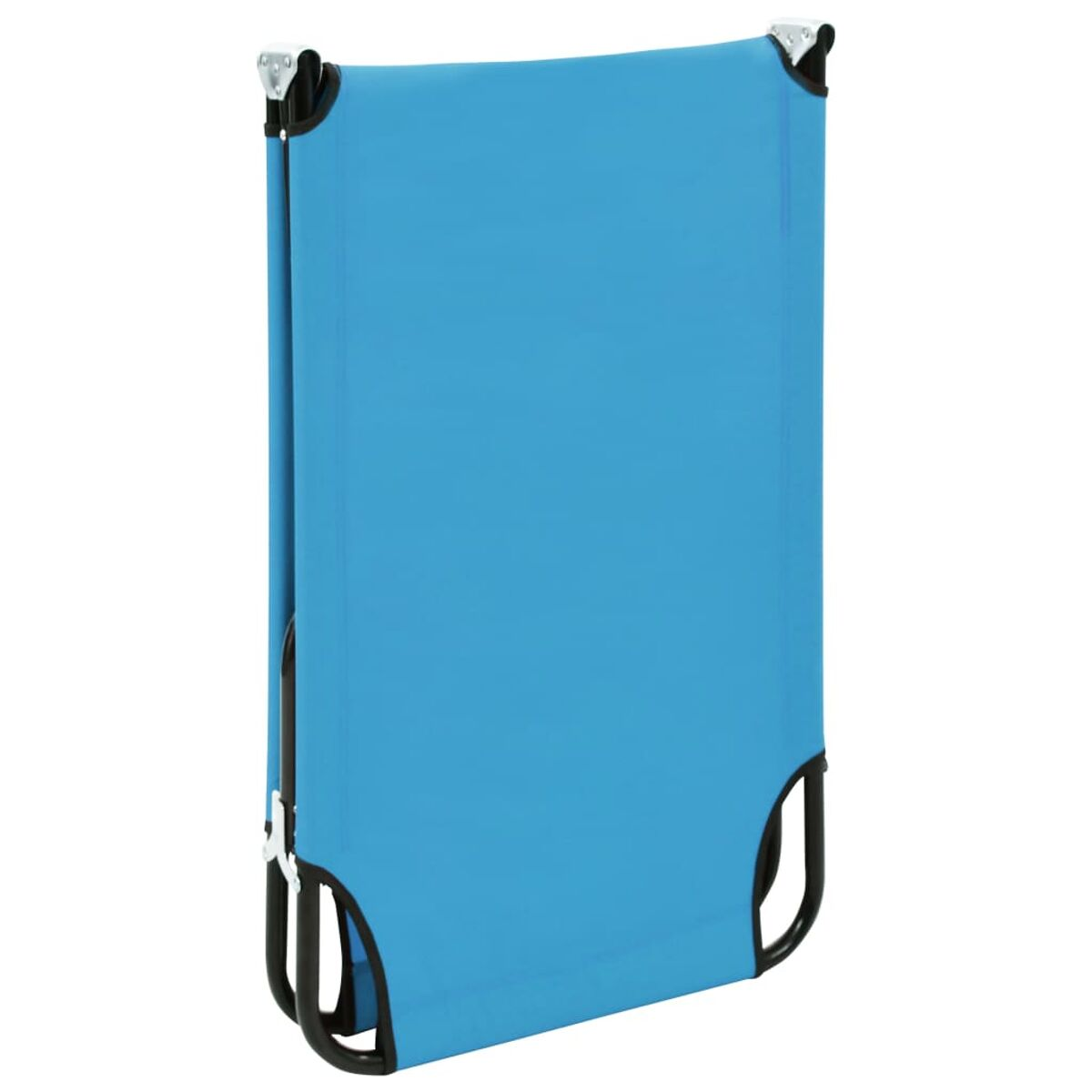 Zusammengeklapptes blaues Campingbett mit schwarzem Rahmen.