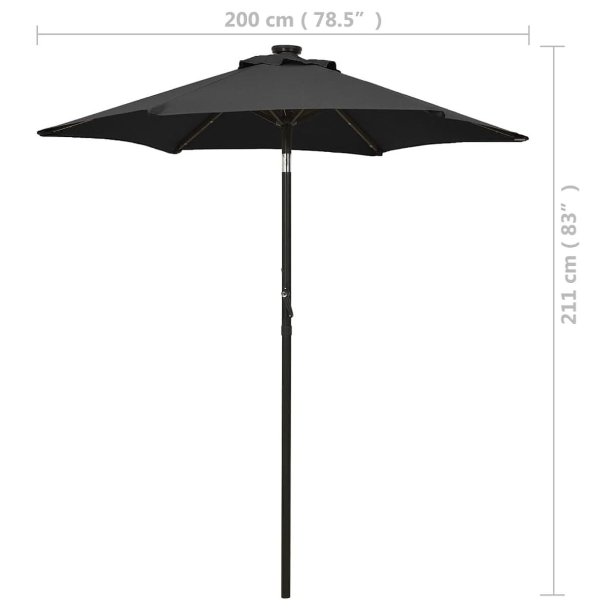 Schwarzer Sonnenschirm, offen. Er hat eine schwarze Stange und ist 200 cm breit und 211 cm hoch.