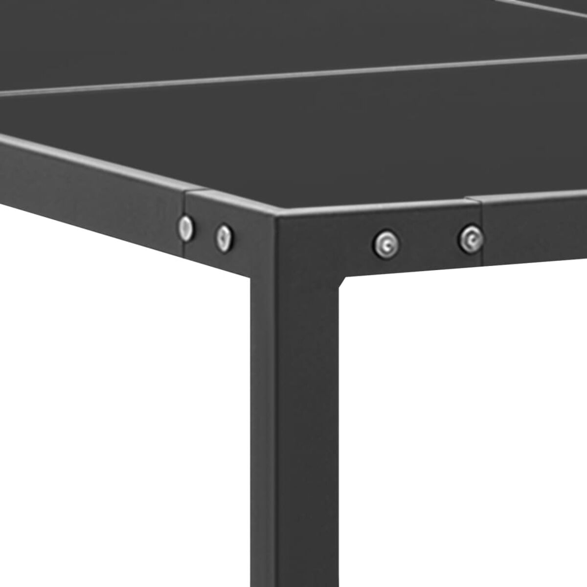 Nahaufnahme einer dunkelgrauen Metallecke mit Nieten.