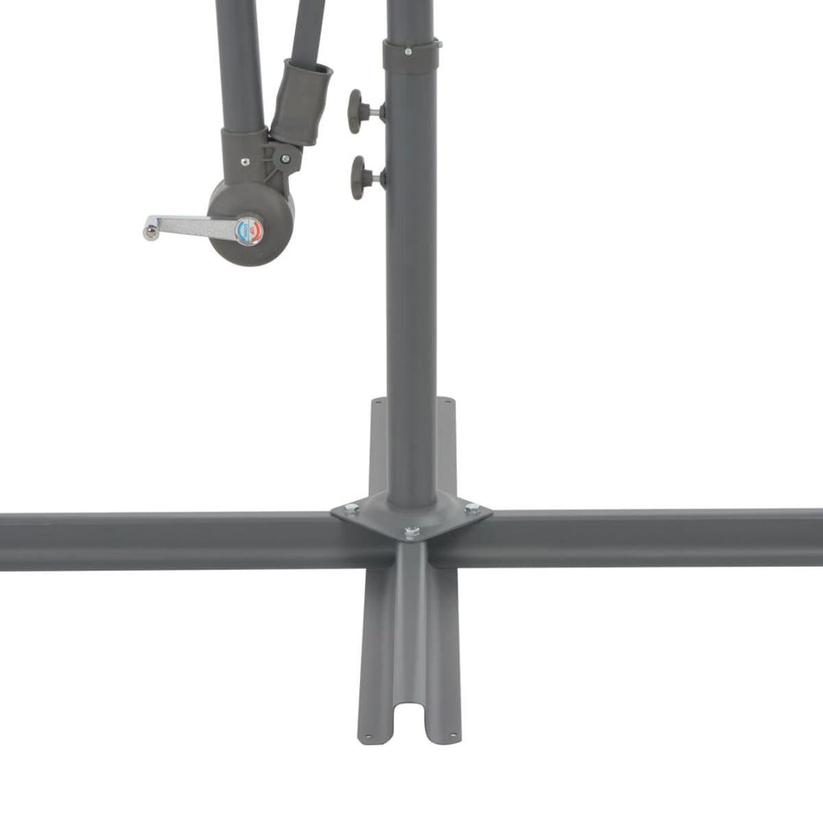 Metallschirmfuß mit Mechanismus. Die Basis hat eine Kreuzform.