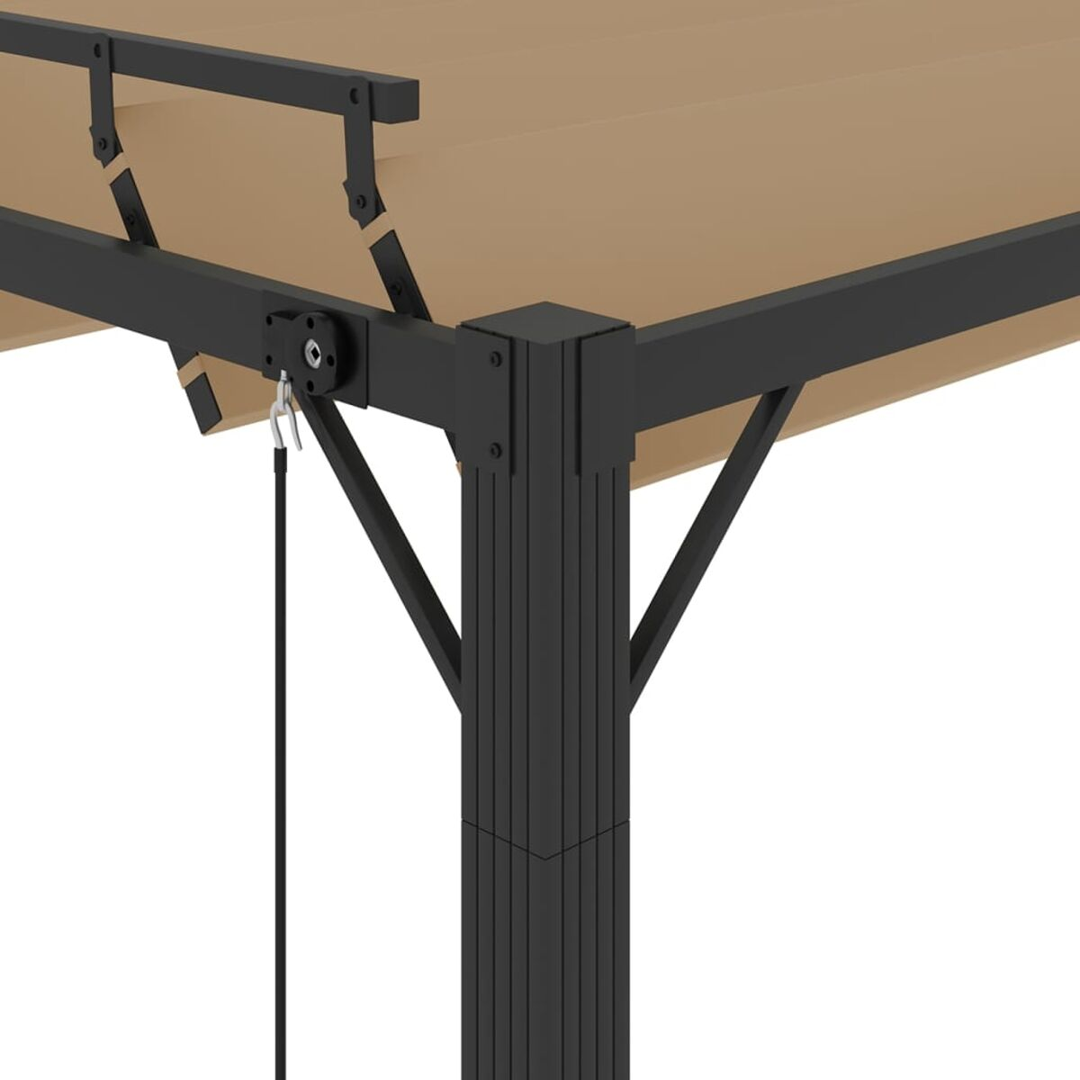 Nahaufnahme eines beigefarbenen, einziehbaren Pergola-Dachs mit schwarzem Rahmen und Kabel.