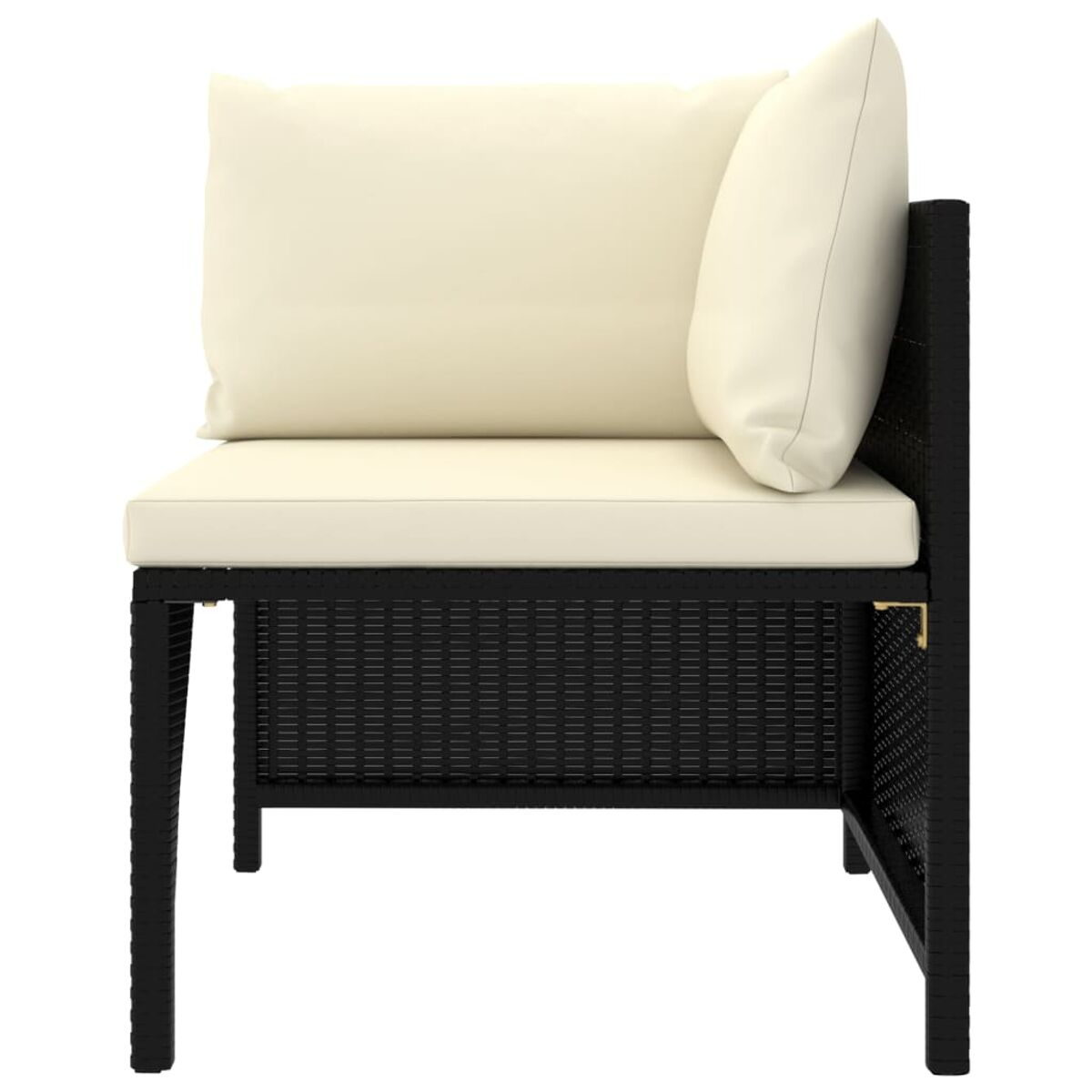 Schwarzes Ecksofa aus Rattan mit beigem Kissen und weißem Kissen auf weißem Hintergrund.