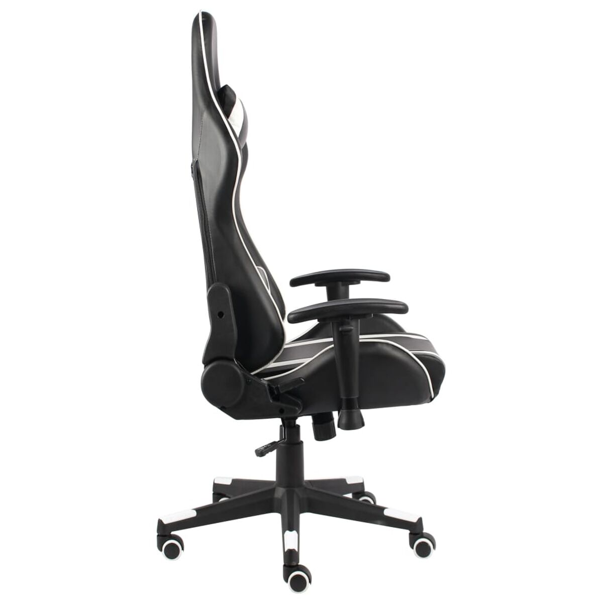 Schwarz-weißer Gaming-Stuhl, Seitenansicht, auf Rollen.