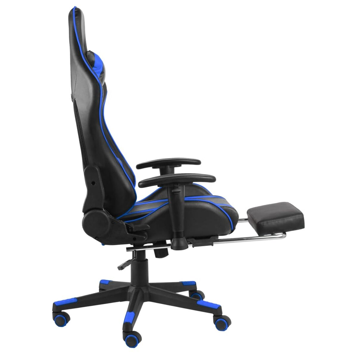 Sedia da gioco nera e blu con poggiapiedi, vista laterale, isolata su bianco.
