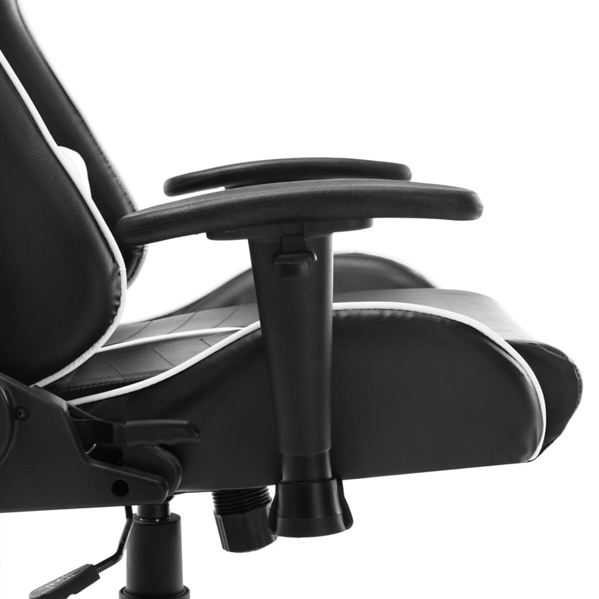 Nahaufnahme einer Gaming-Stuhllehne. Schwarz-weißes Design.